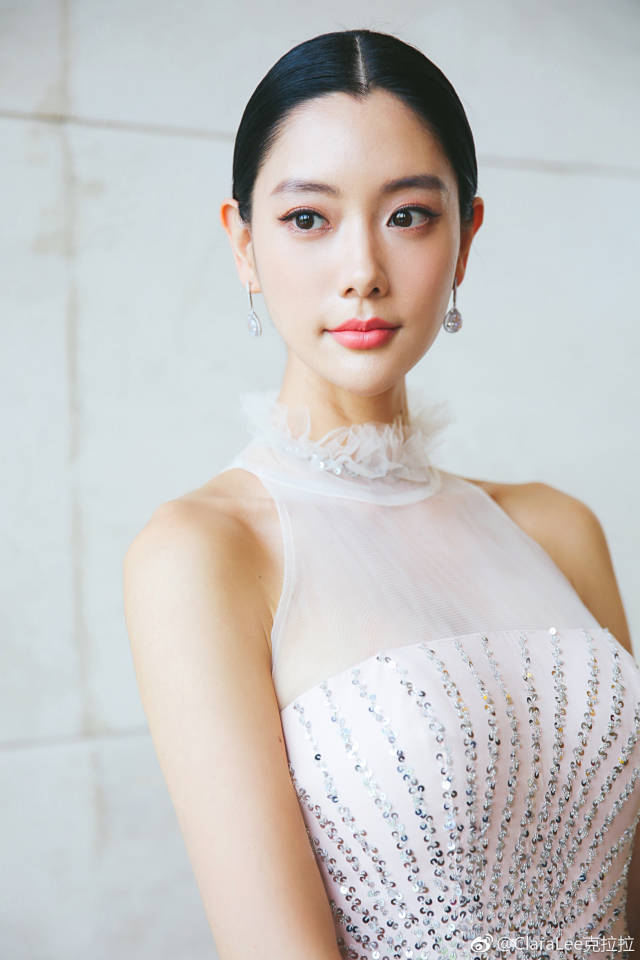 香烟与丝绒